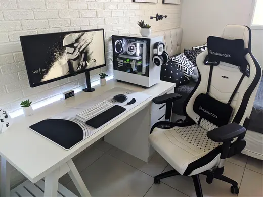 Full White