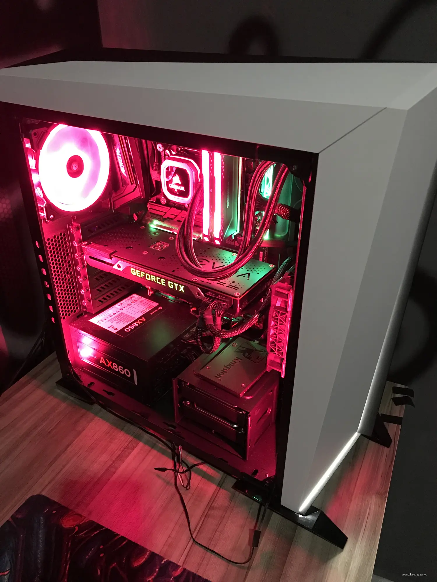 DARKNES RED — foto 2
