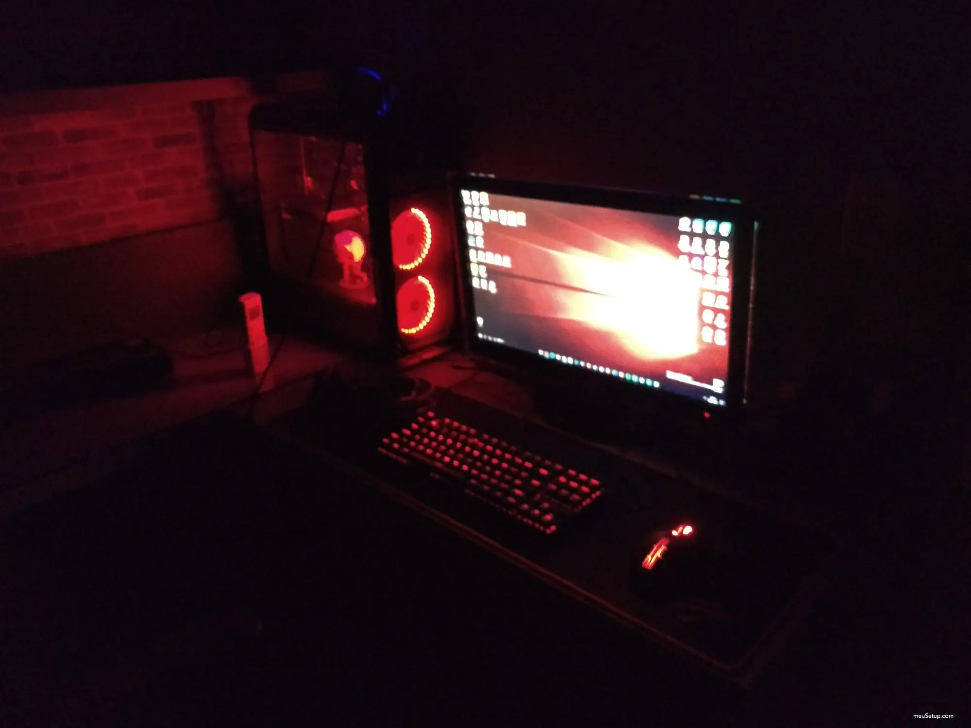 Setup vermelho simples — foto 1