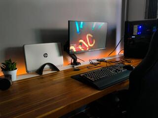 Setup Minimalista de Arquiteto