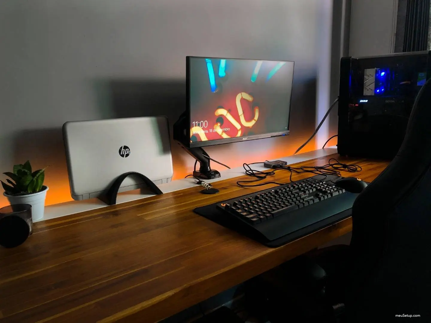 Setup Minimalista de Arquiteto — foto 1